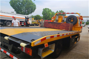 丰润附近拖车电话号码服务